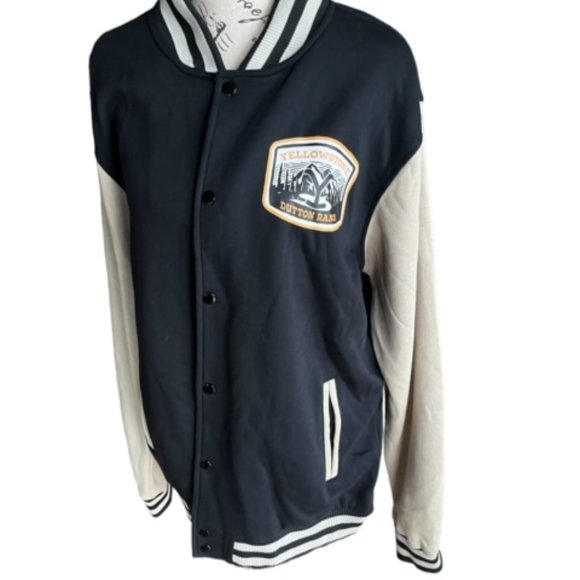 Yellowstone - Picture 2 of 5